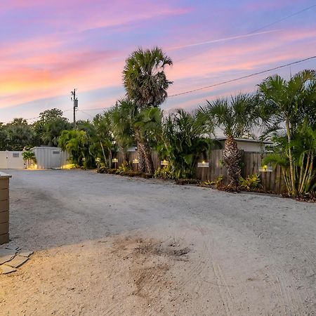 Boutique Vacation Rental Complex At Beach Cocoa Beach Exterior foto