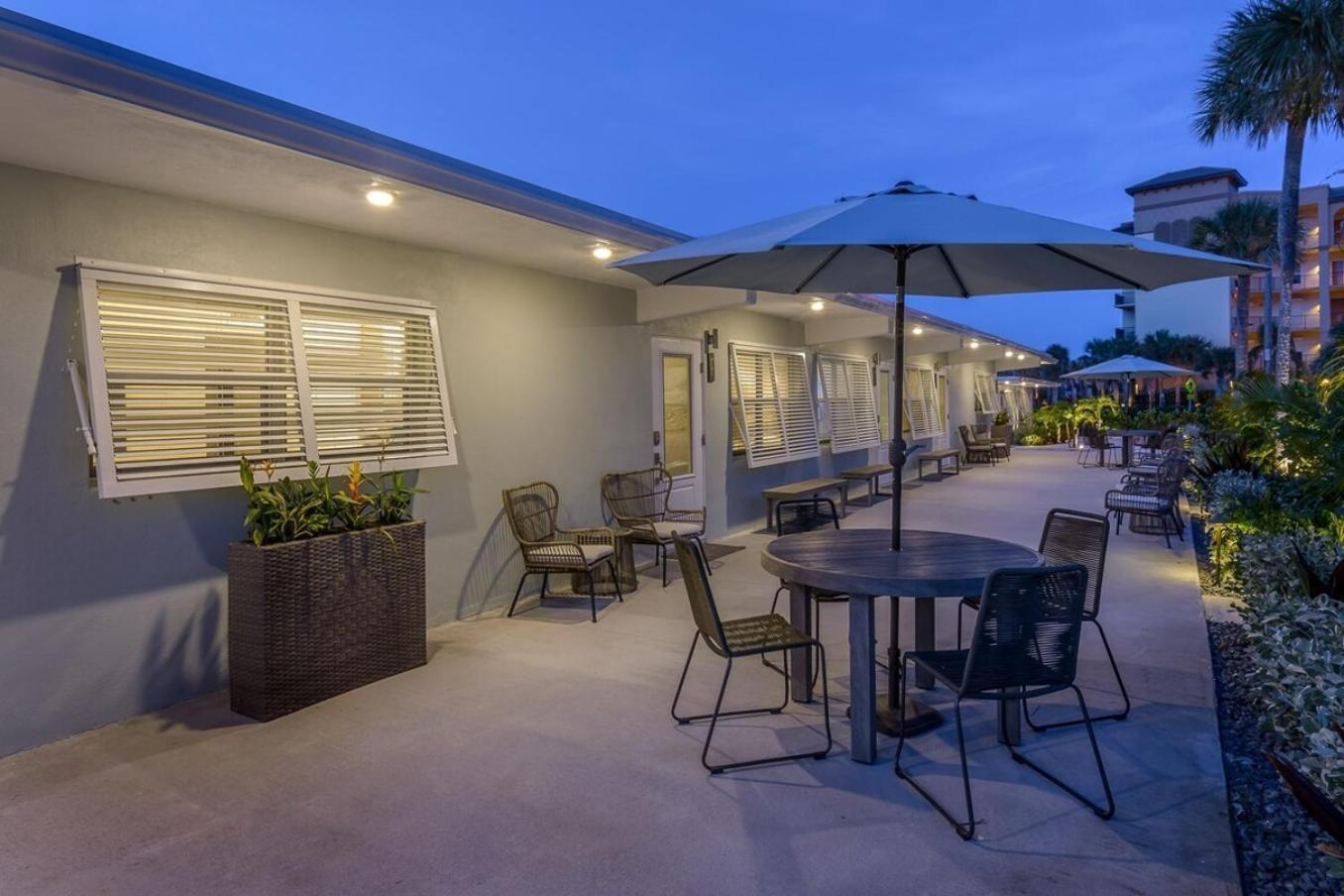 Boutique Vacation Rental Complex At Beach Cocoa Beach Exterior foto