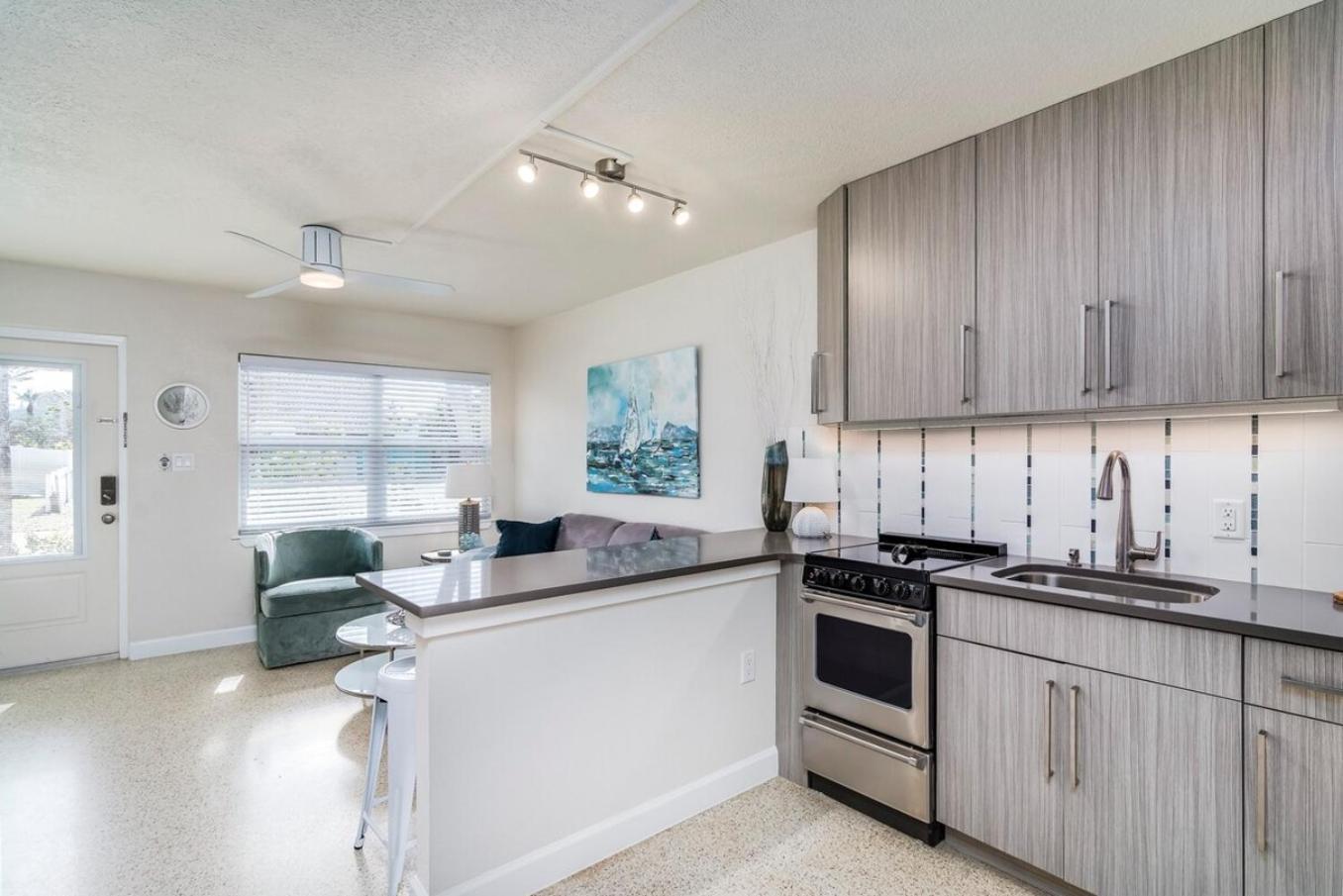 Boutique Vacation Rental Complex At Beach Cocoa Beach Exterior foto