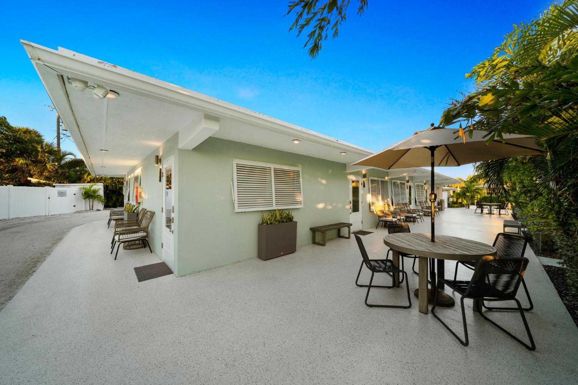 Boutique Vacation Rental Complex At Beach Cocoa Beach Exterior foto